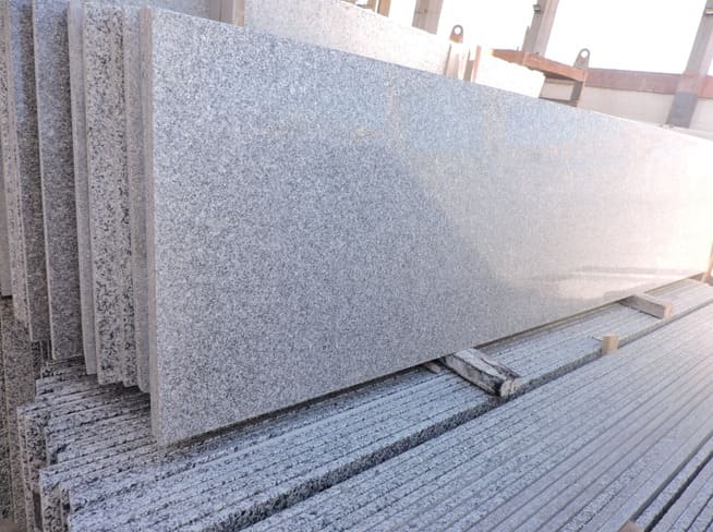 granit-grey-granite-foto-2 Гранит Grey Granite от поставщика Стоко фото №3 из галереи